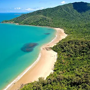 https://cow-bay-hilltop-escape.queenslandhotels.net